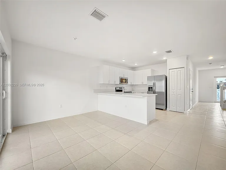 3770 SW 50th Ave #3770 — Photo 13