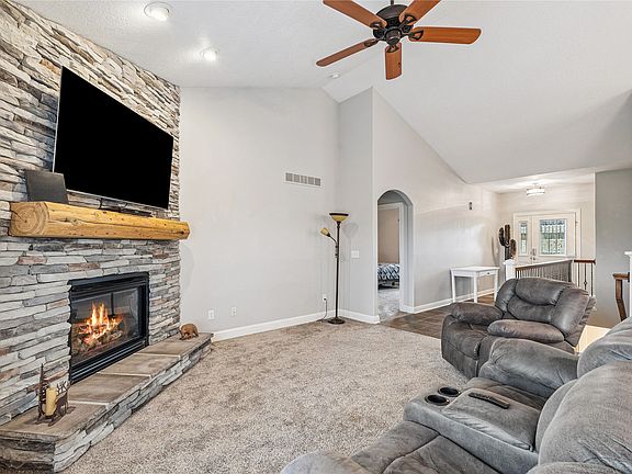 5th image of 4870 Andrews Pl