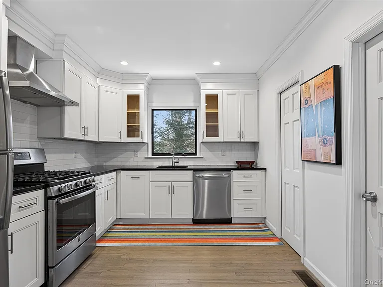 2 Prospect Ave — Photo 10