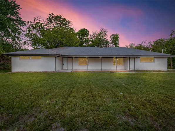 515 John Arden Dr, Waxahachie, TX 75165