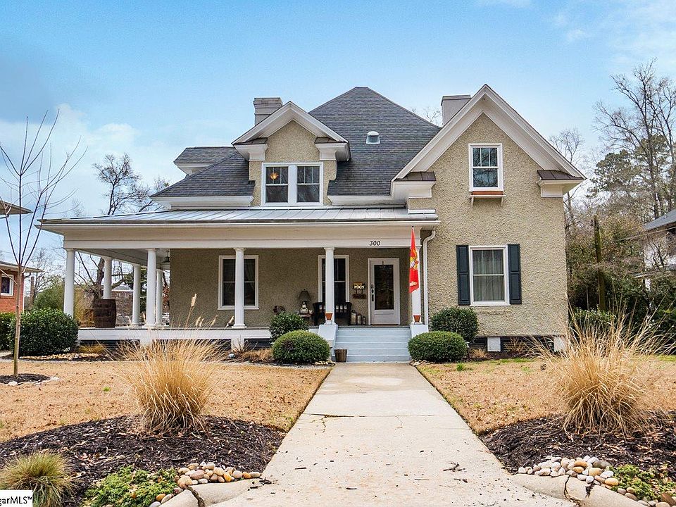 300 Calvert Ave Clinton Sc 29325 Zillow