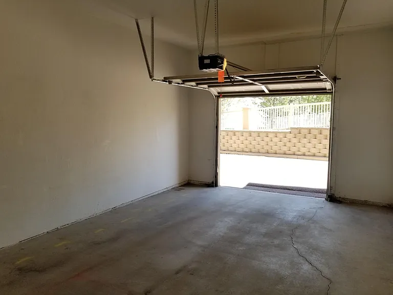 555 Cougar Bluff Point #101 — Photo 30