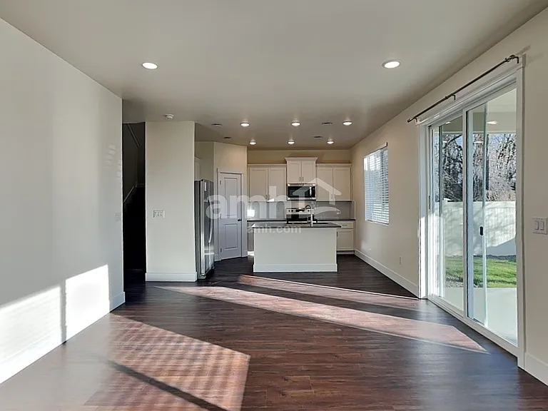 11423 W Mesquite St — Photo 4