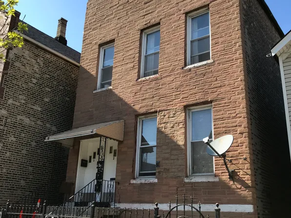2222 W 19th St APT 1R, Chicago, IL 60608