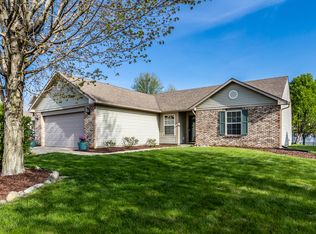 9880 Glenburr Ct, Fishers, IN 46038