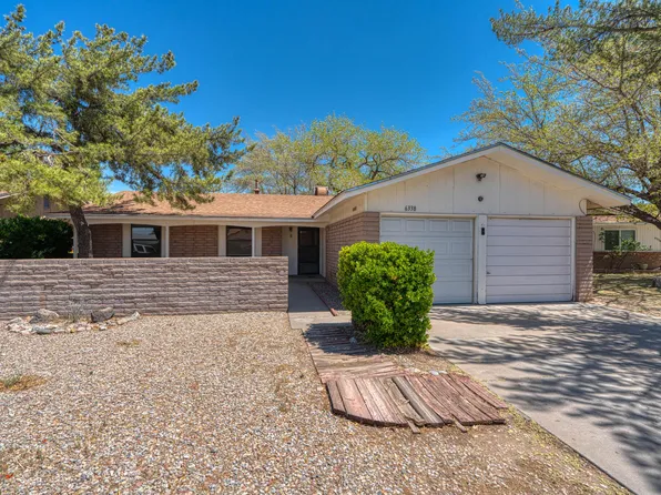 6338 Forest Hills Ct NE, Albuquerque, NM 87109
