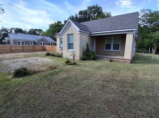 1002 E Bowie Ave, Crockett, TX 75835