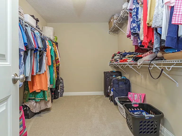 1031 Homestead Dr — Photo 31