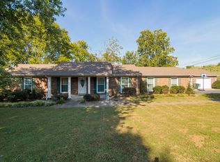 1389 Club Cir, Gallatin, TN 37066