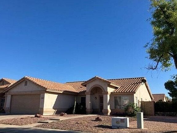 2nd image of 7827 W Tuckey Ln