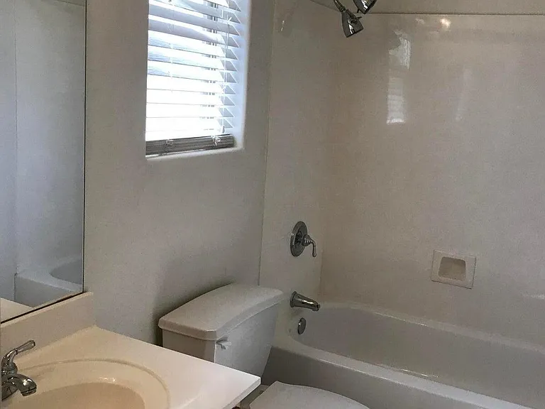 16804 W Northampton Rd — Photo 26