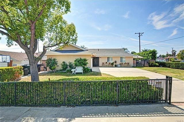 1st image of 9706 Ramona Ave