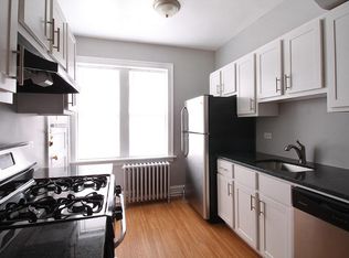 807 Fillmore St APT 1, Oak Park, IL 60304