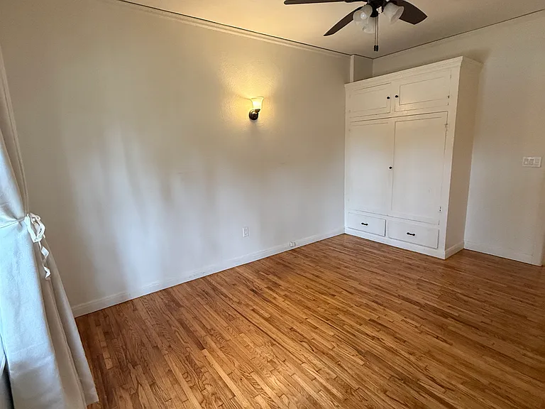 213 W Buffalo Ave #219 — Photo 23