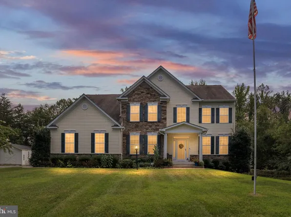 15 Burke Dr, Fredericksburg, VA 22406