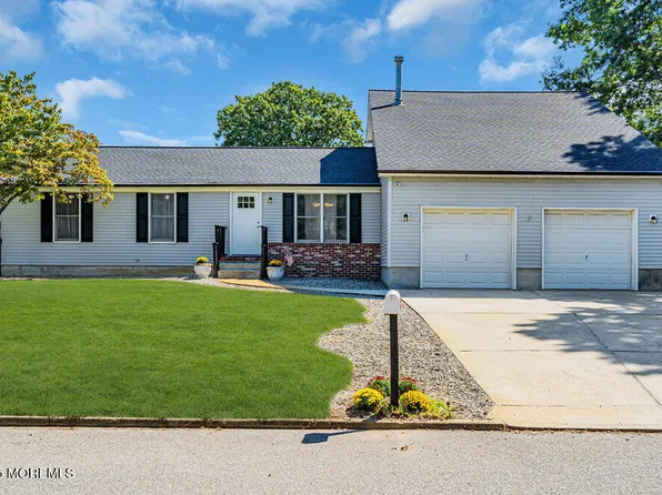 2144 Hollywood Drive, Forked River, NJ 08731