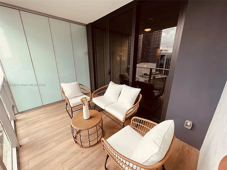 1010 Brickell Ave #2710 — Photo 18