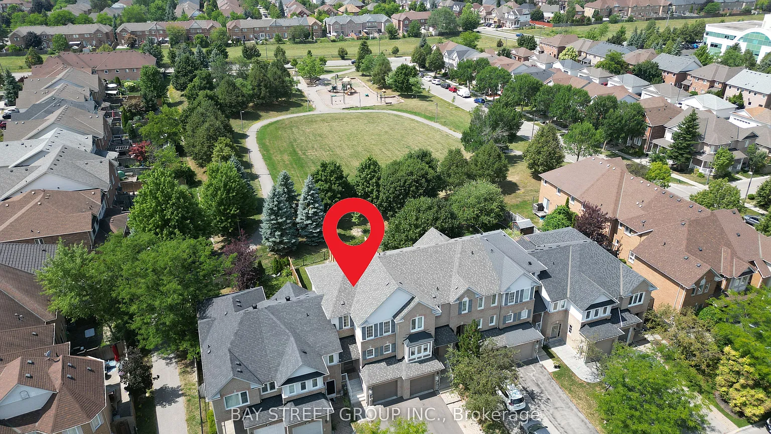 12 Stiles Ave W photo 1
