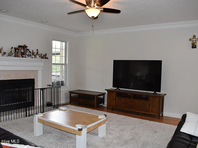 269 Foxfire Ct — Photo 3