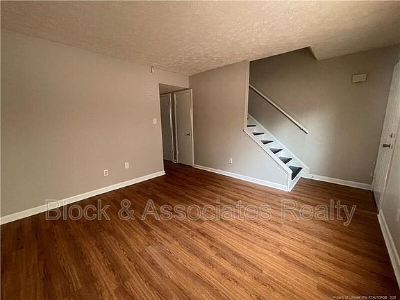 3rd image of 4971 Galveston Dr APT C
