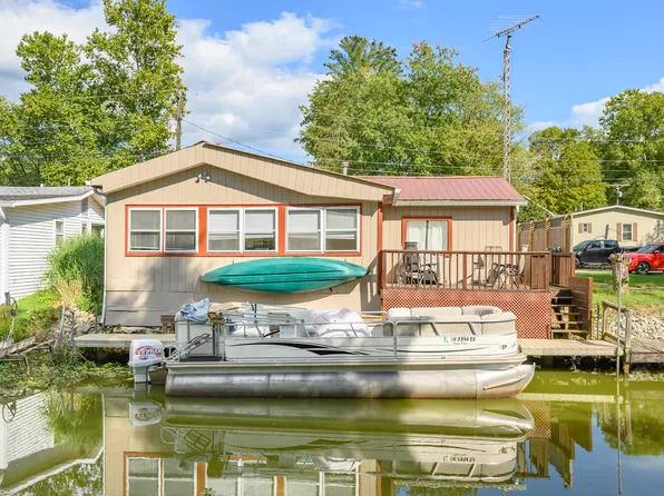 4050 Chitwood Ln, Unionville, IN 47468