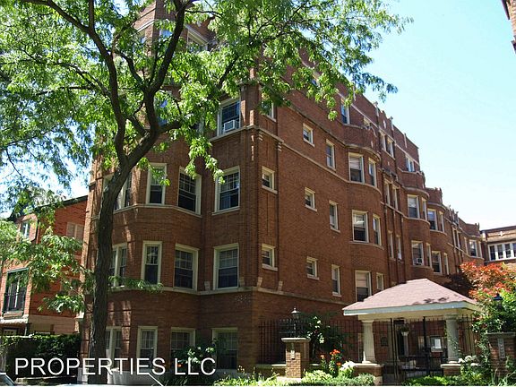 3rd image of 5330 N Kenmore Ave APT 2W