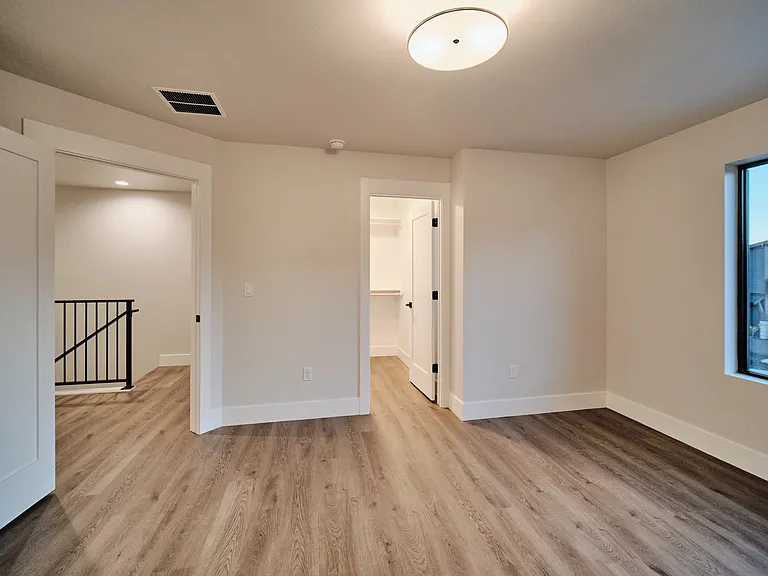 784 W Redwood Ct — Photo 16