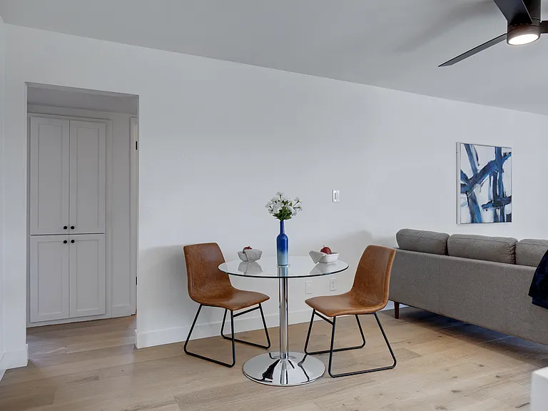2514 N 60th Pl — Photo 25