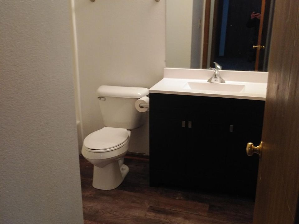 1st image of 8666 S Chicago Rd APT 20