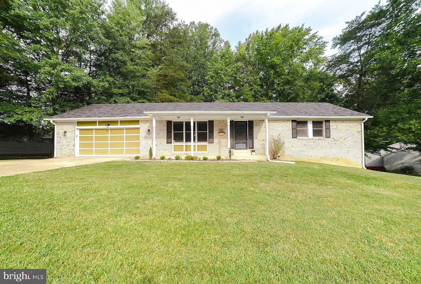 2109 Bell Tree Ln photo 1