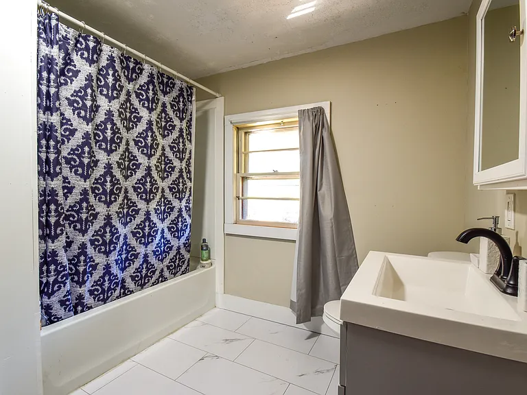 168 Main St #2 — Photo 8