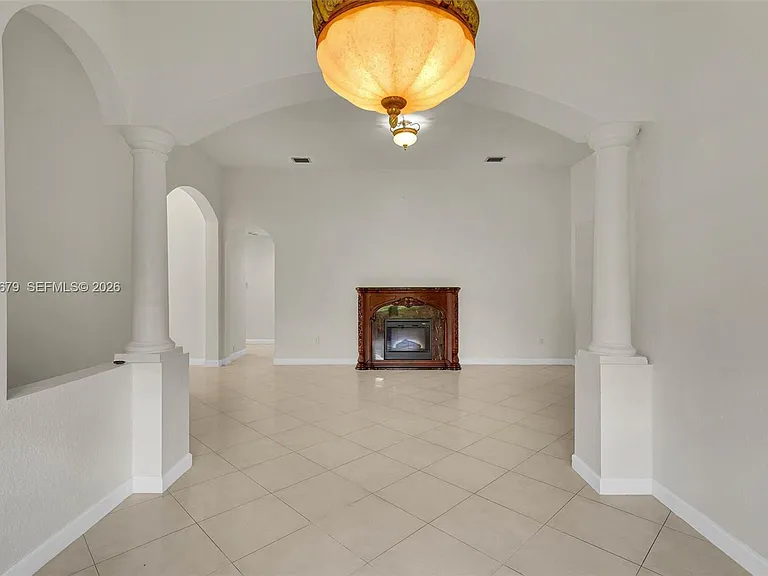 18861 SW 77th Ct — Photo 9