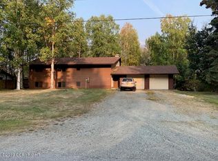 14627 W Lake Ridge Dr, Eagle River, AK 99577