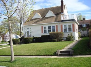 50 Coventry Rd, Worcester, MA 01606