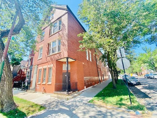 1st image of 2258 S Washtenaw Ave APT 2F