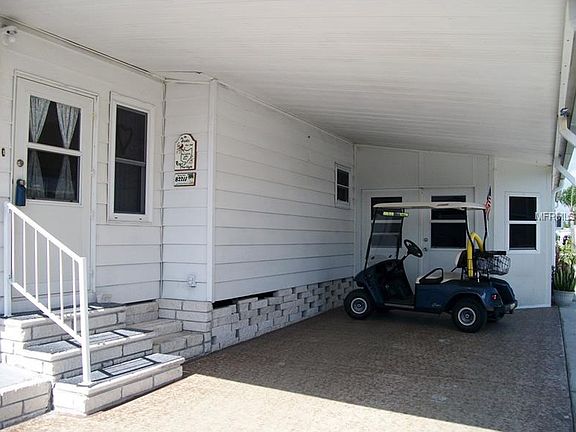 2nd image of 82211 F St N #211