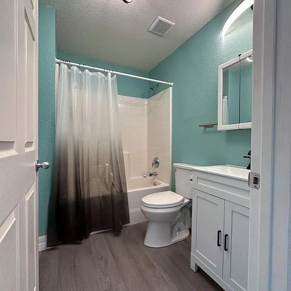 13280 Foresman Blvd — Photo 20