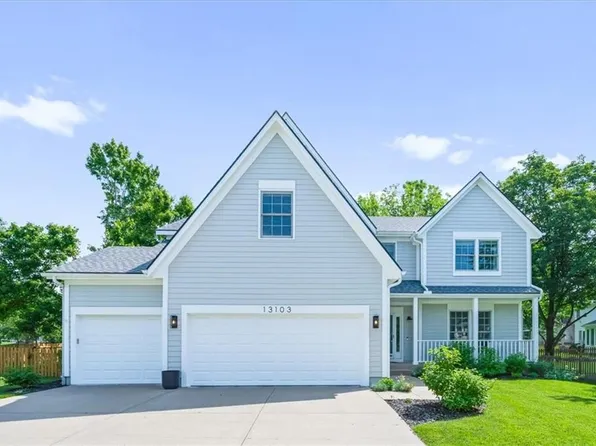 13103 Goodman St, Overland Park, KS 66213