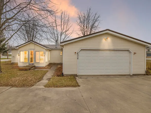 8378 E Hatchery Rd, Syracuse, IN 46567