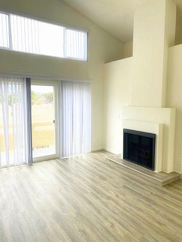 1st image of 1735 Peyton Ave #3300