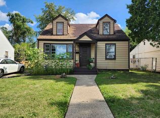 1824 Loomis St, Rockford, IL