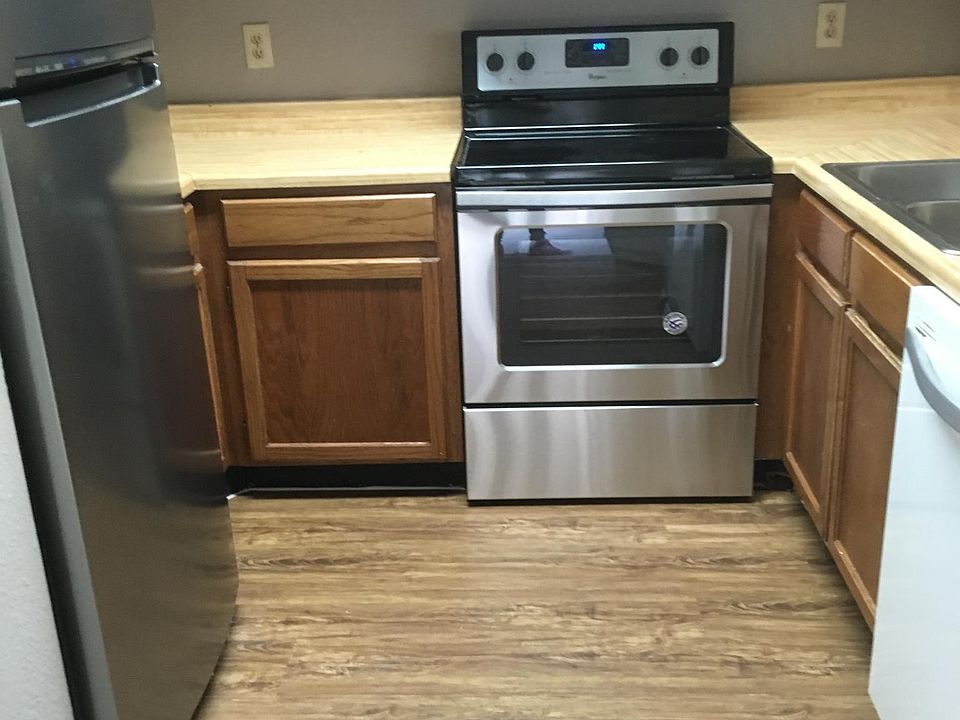 Kitchen with new stainless appliances