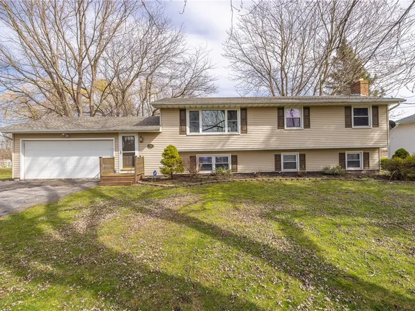708 Wiler Rd, Hilton, NY 14468