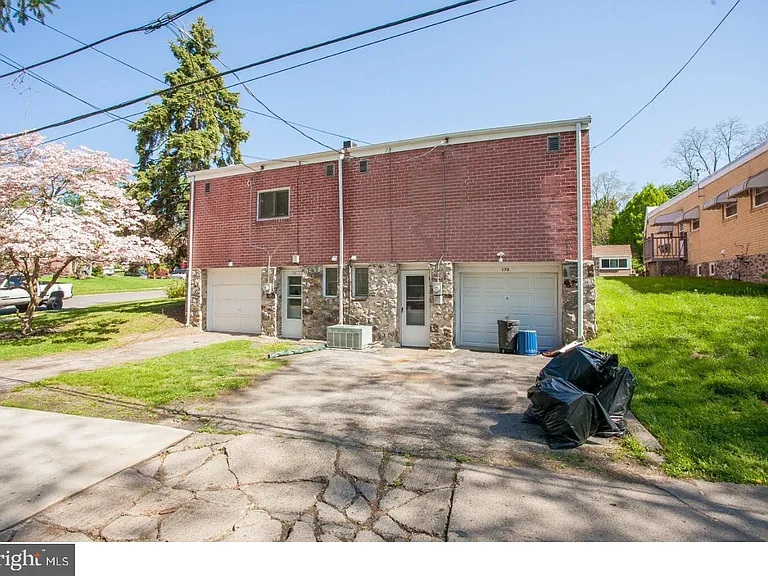 176 Juniper Rd — Photo 20