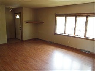 4th image of 1902 20th Ave S