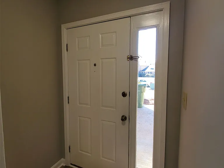 5951 Carmel Dr — Photo 2