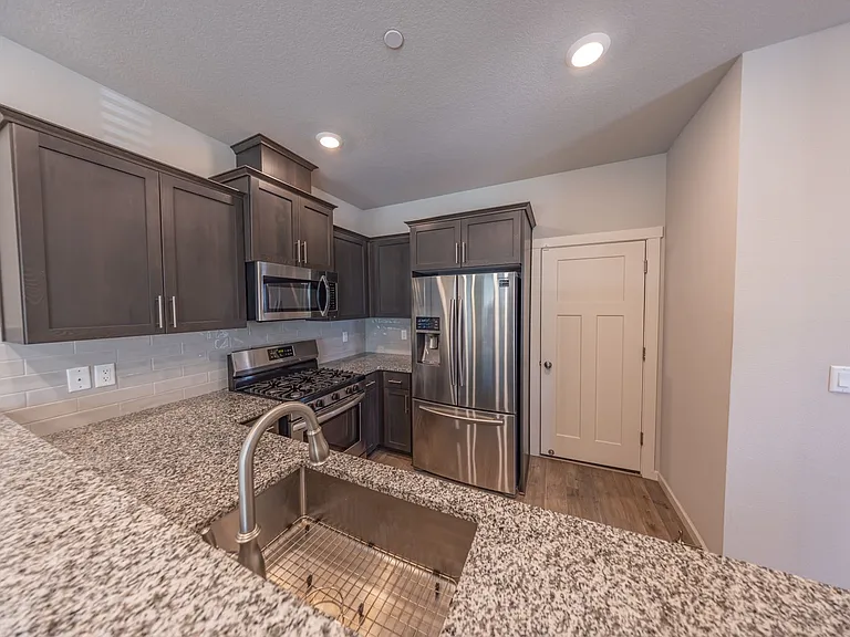 4255 S Waters Edge Way — Photo 7