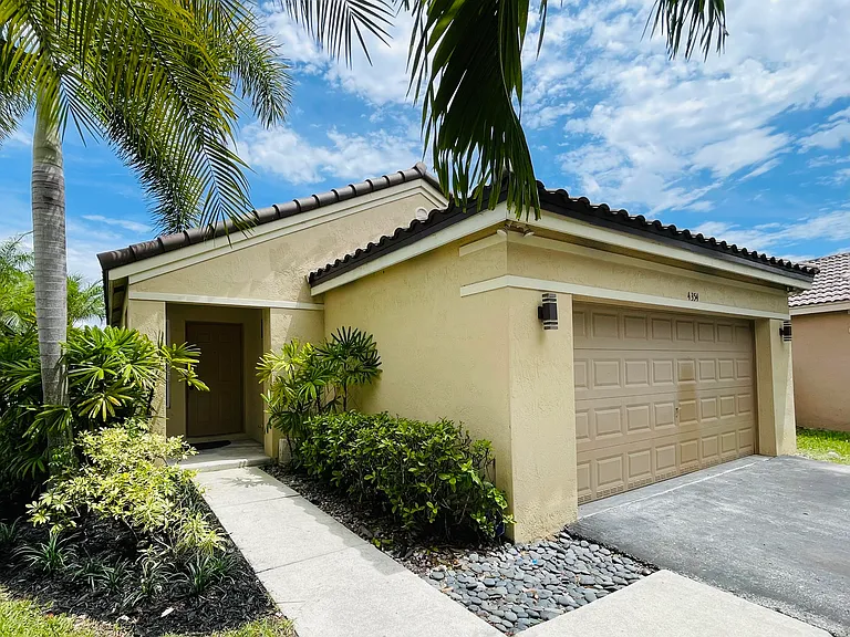 4354 Mahogany Ridge Dr — Photo 24