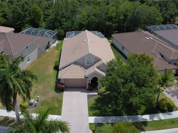 5658 Lago Villaggio WAY, NAPLES, FL 34104