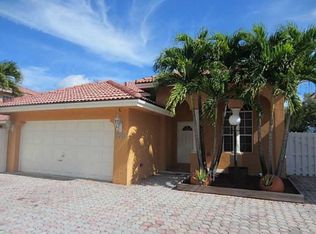 3233 SW 156th Ct, Miami, FL 33185